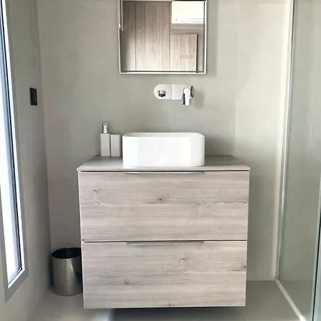 Apartment 2 Bedrooms 2 Baths 2 Wcs Terrasse Juan Les Pins Antibes