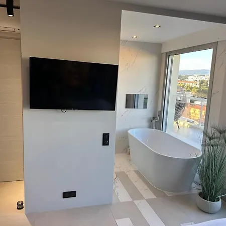 Apartment 2 Bedrooms 2 Baths 2 Wcs Terrasse Juan Les Pins *