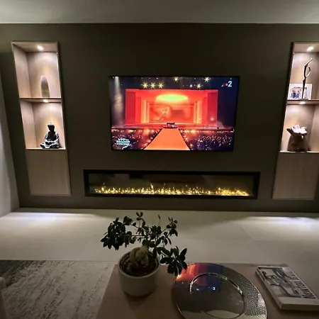 2 Bedrooms 2 Baths 2 Wcs Terrasse Juan Les Pins *