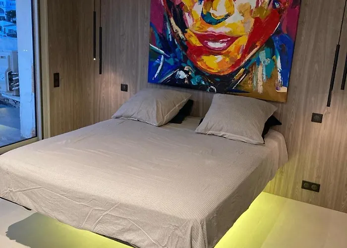 Apartment 2 Bedrooms 2 Baths 2 Wcs Terrasse Juan Les Pins