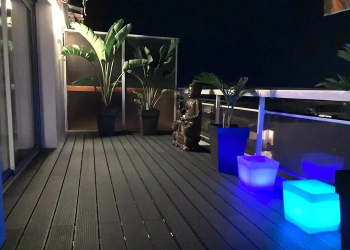 2 Bedrooms 2 Baths 2 Wcs Terrasse Juan Les Pins * Antibes